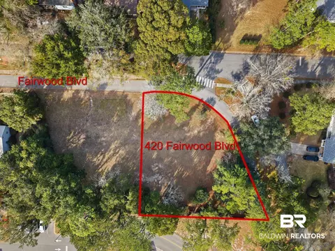 420 Fairwood Blvd, Fairhope, AL 36532