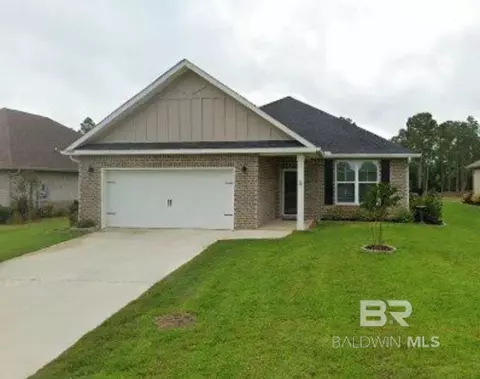 10064 Lakeview Dr, Foley, AL 36535