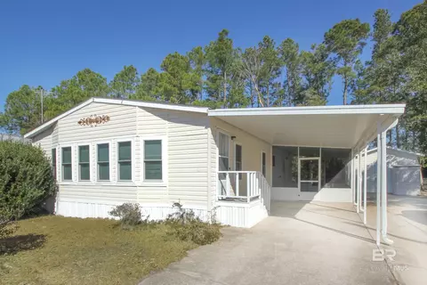 1190 Ridgewood Dr, Lillian, AL 36549