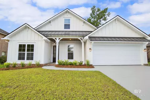 404 Scarlett Ave, Fairhope, AL 36532