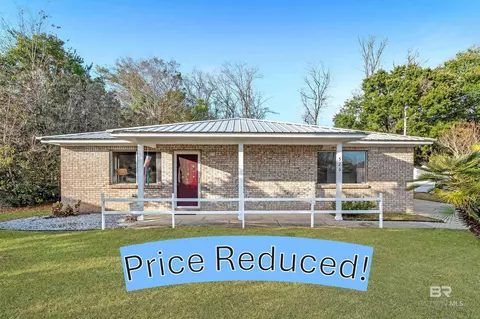 526 W Ariel Ave, Foley, AL 36535
