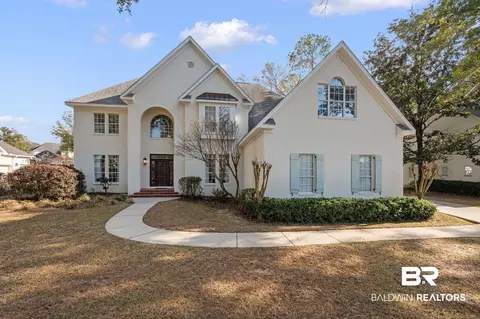 165 Clubhouse Cir, Fairhope, AL 36532