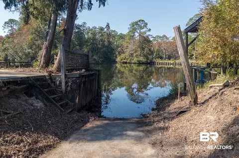 17855 Kingway Rd, Seminole, AL 36574