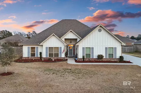 748 Winesap Dr, Fairhope, AL 36532