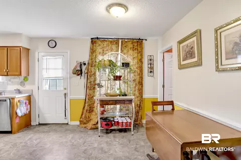 16184 Setter Cir, Foley, AL 36535 photo 9