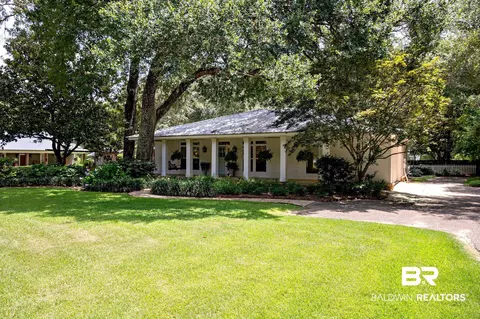7190 Graham St, Fairhope, AL 36532
