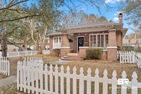 111 Macy Pl, Mobile, AL 36604 photo 2