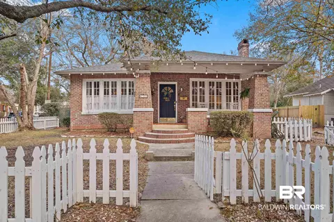 111 Macy Pl, Mobile, AL 36604 photo 1
