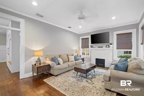 111 Macy Pl, Mobile, AL 36604 photo 5