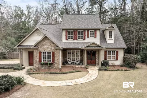 408 Village Dr, Daphne, AL 36526