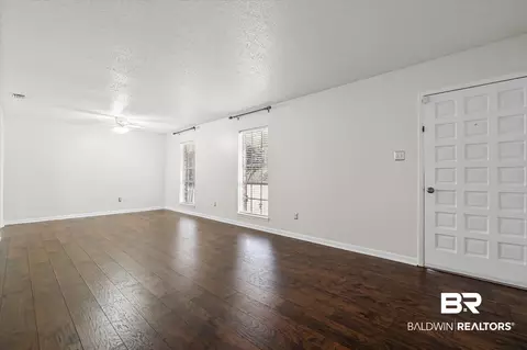 7565 Hemlock Dr, Mobile, AL 36695 photo 3