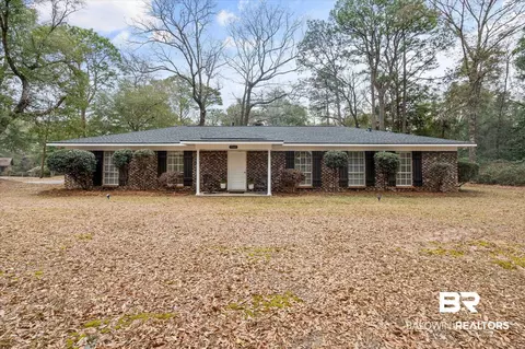 7565 Hemlock Dr, Mobile, AL 36695 photo 1