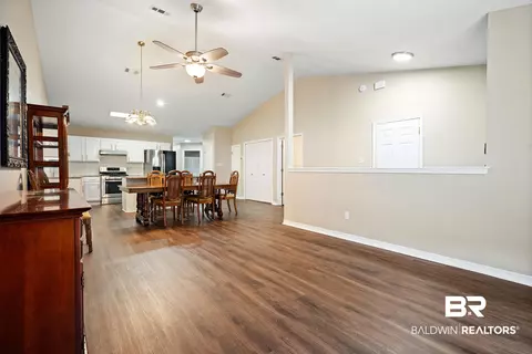 628 Spring Lake Ct, Mobile, AL 36695 photo 5