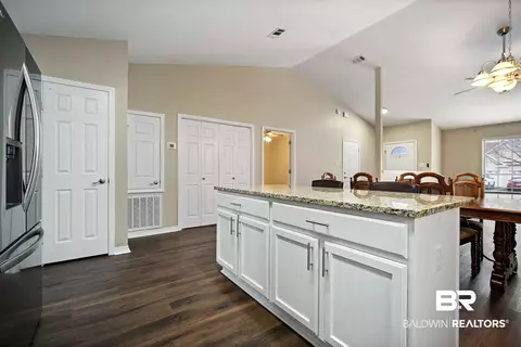 628 Spring Lake Ct, Mobile, AL 36695 photo 8