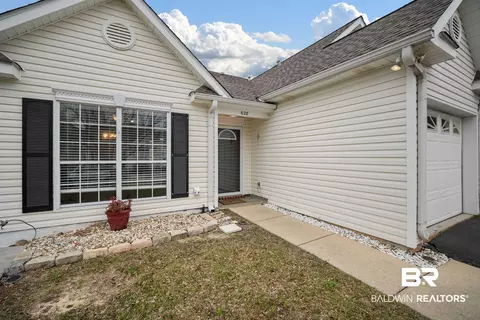 628 Spring Lake Ct, Mobile, AL 36695 photo 2