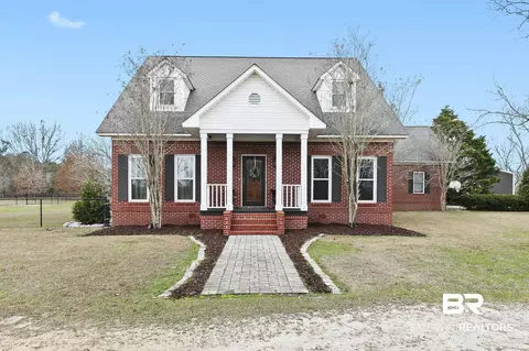 200 Pecan Dr, Atmore, AL 36502