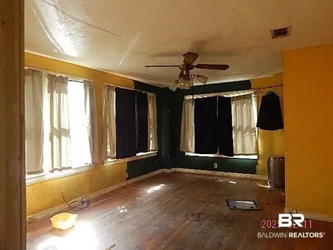 559 Williams St, Mobile, AL 36606 photo 3