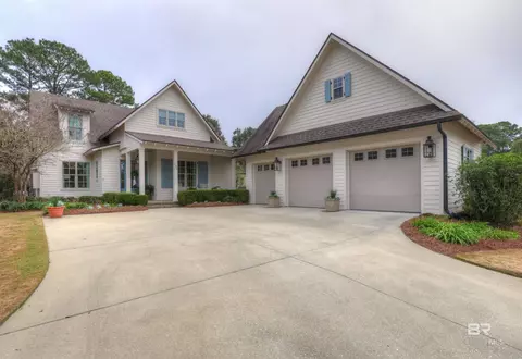 134 Mulberry Ln, Fairhope, AL 36532