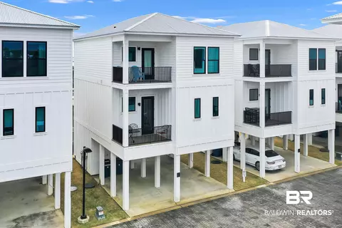 301 E 2nd St #F, Gulf Shores, AL 36542