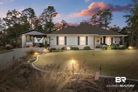 2900 Panama Cir, Lillian, AL 36549