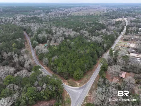 2451 Tippens Eddy Rd, Brewton, AL 36426
