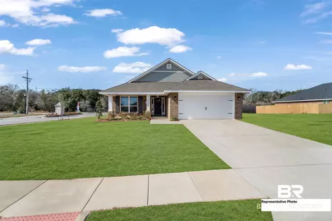 660 Mayflower Dr, Foley, AL 36535