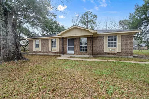 313 W 4th Ave, Foley, AL 36535
