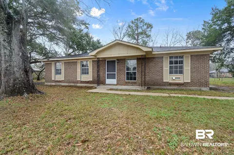 313 W 4th Ave, Foley, AL 36535
