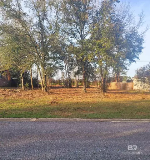 57 Warrie Creek Aly, Fairhope, AL 36532