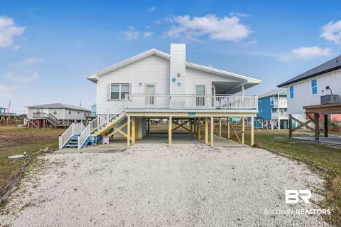 460 Buchanan Ct, Gulf Shores, AL 36542
