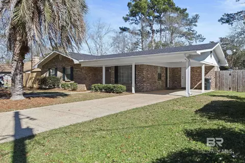 212 Lee St, Fairhope, AL 36532