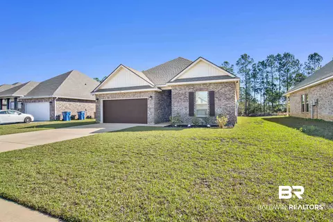 6886 Summerset Dr, Gulf Shores, AL 36542