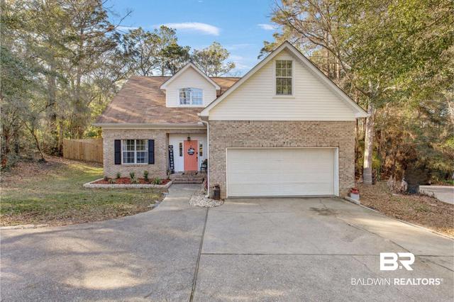 7611 Charleston Oaks Dr, Daphne, AL 36526
