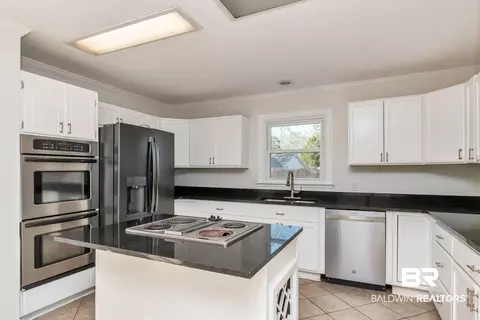 1508 E Ridgeland Rd, Mobile, AL 36695 photo 8