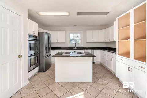 1508 E Ridgeland Rd, Mobile, AL 36695 photo 9