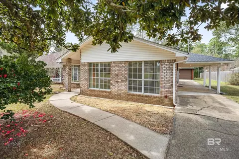 2673 Pineridge Dr, Lillian, AL 36549