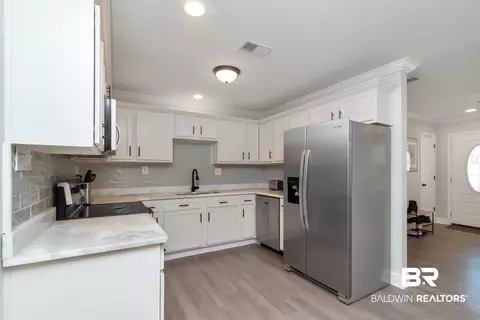 1304 Barker Dr, Mobile, AL 36608 photo 6