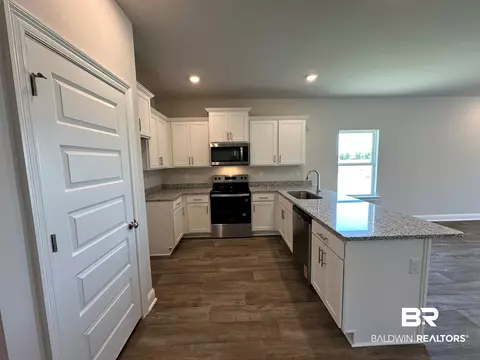 7701 Courant Cir, Foley, AL 36535 photo 6