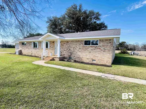 16951 Acadiana Dr, Summerdale, AL 36580