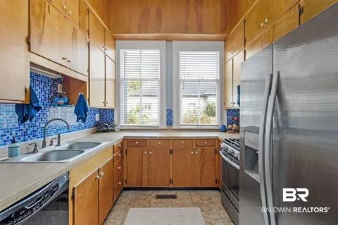 120 Espejo St, Mobile, AL 36604 photo 9