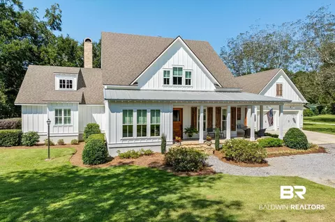 18327 S Section St, Fairhope, AL 36532