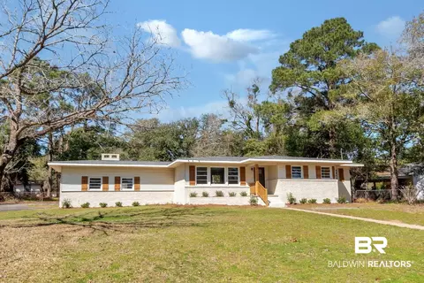 4302 E Shan Dr, Mobile, AL 36693