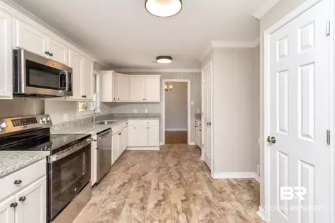 4302 E Shan Dr, Mobile, AL 36693 photo 12