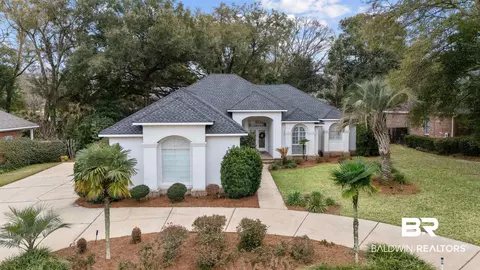 209 South Dr, Fairhope, AL 36532
