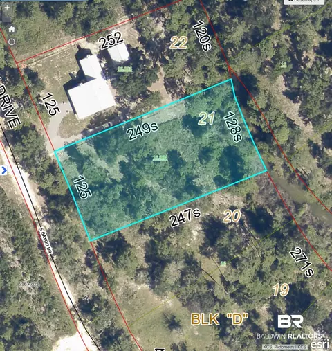 21 S Bayou Dr, Josephine, AL 36530