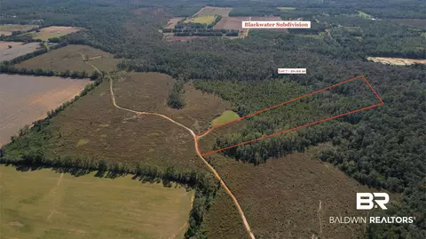 0 Creekfront Dr, Robertsdale, AL 36567