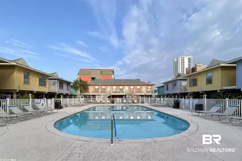 620 W Beach Blvd #4A, Gulf Shores, AL 36542