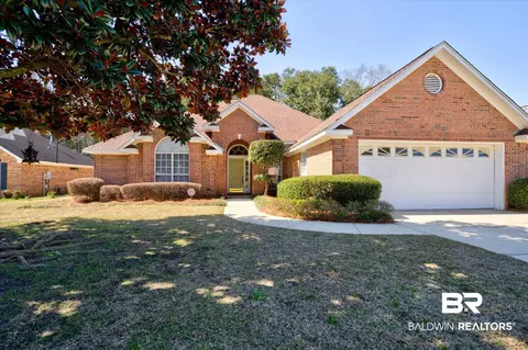 2220 Irongate Ct, Mobile, AL 36695