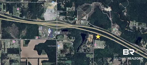 27492 Glass Rd, Robertsdale, AL 36567