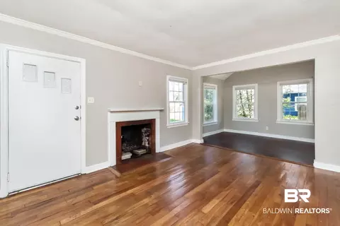 165 E Collins St, Mobile, AL 36606 photo 3